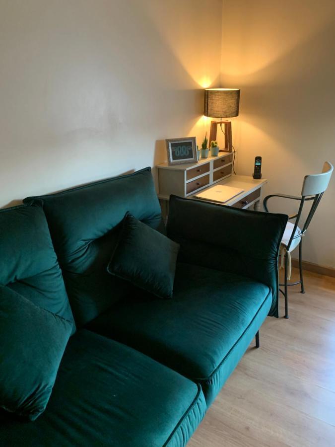 One Bedroom Appartement - باريس المظهر الخارجي الصورة